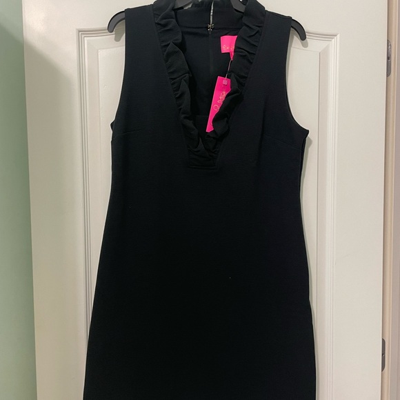 Lilly Pulitzer Dresses & Skirts - Chic Lilly Pulitzer Onyx Ruffled Dress